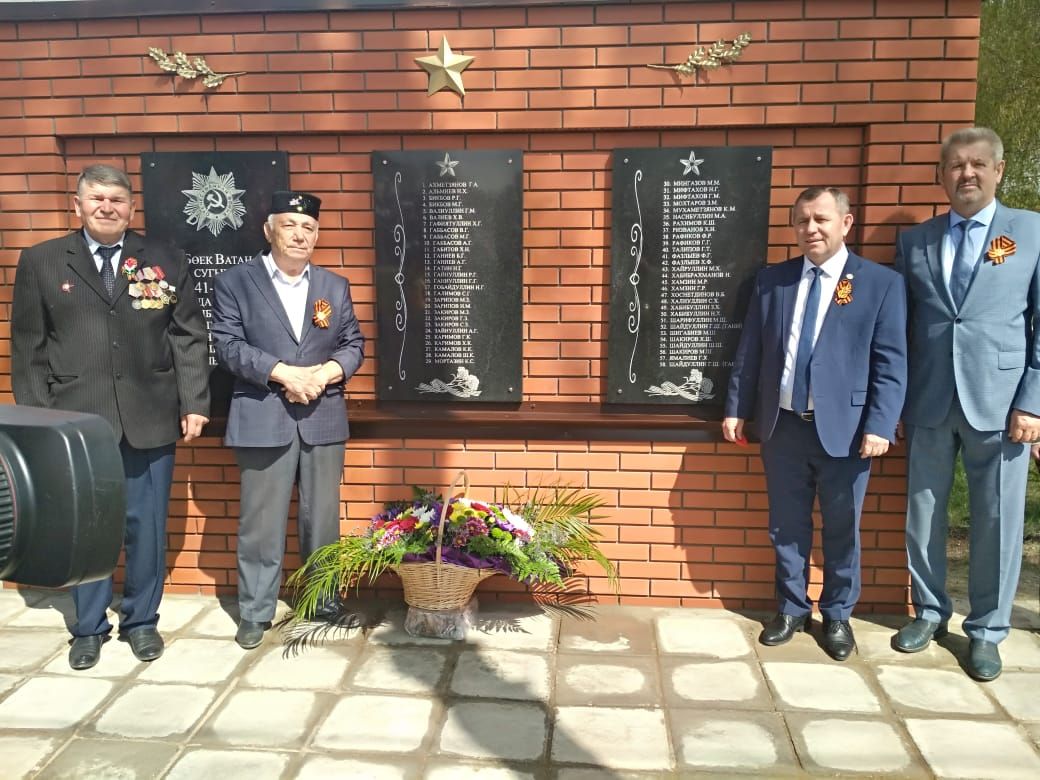 58 имен высечены на камне: в Дусаево открыли памятник жертвам Великой Отечественной войны