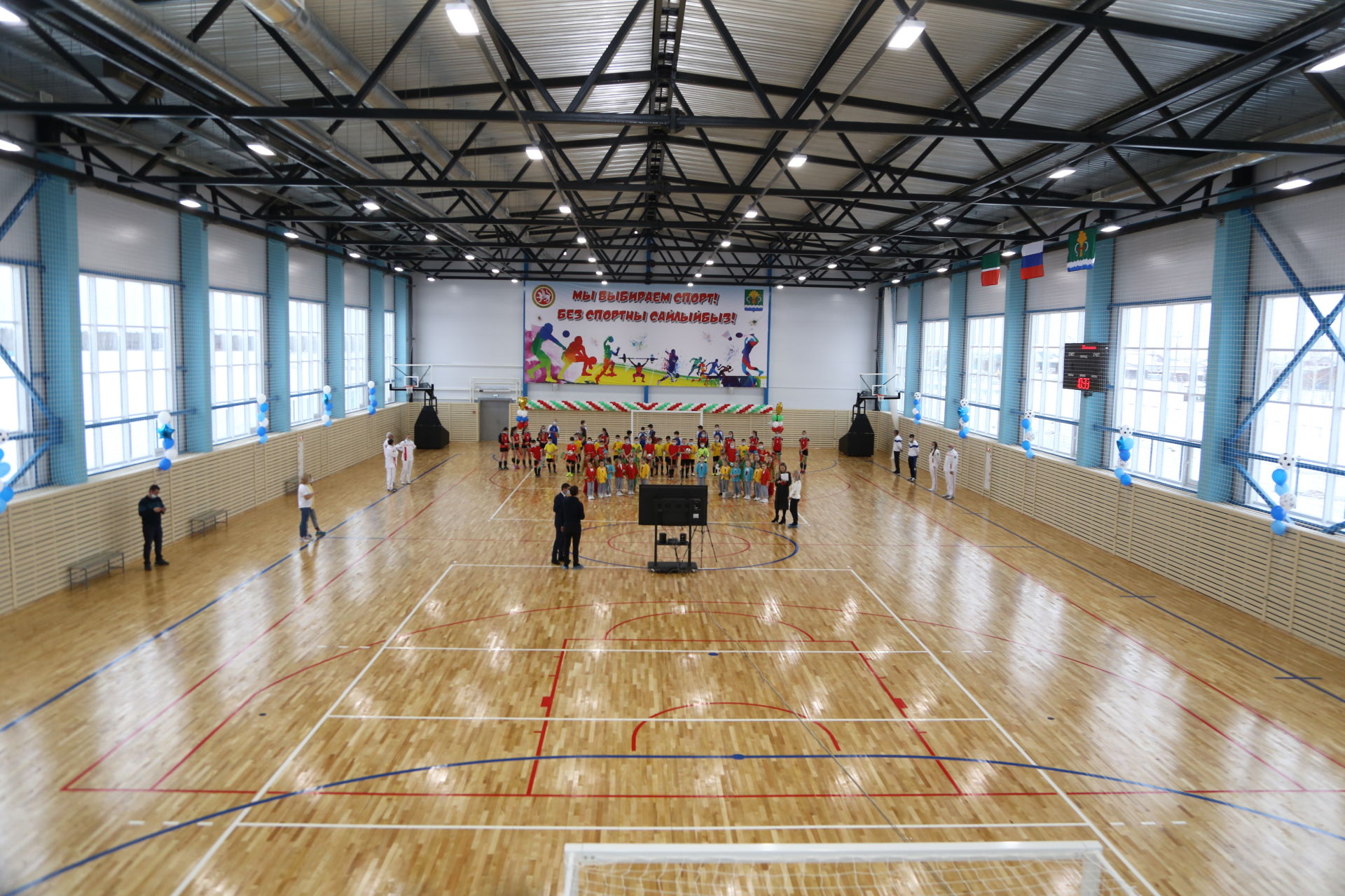 В Мамадыше открылся спортивный комплекс "Юбилейный"