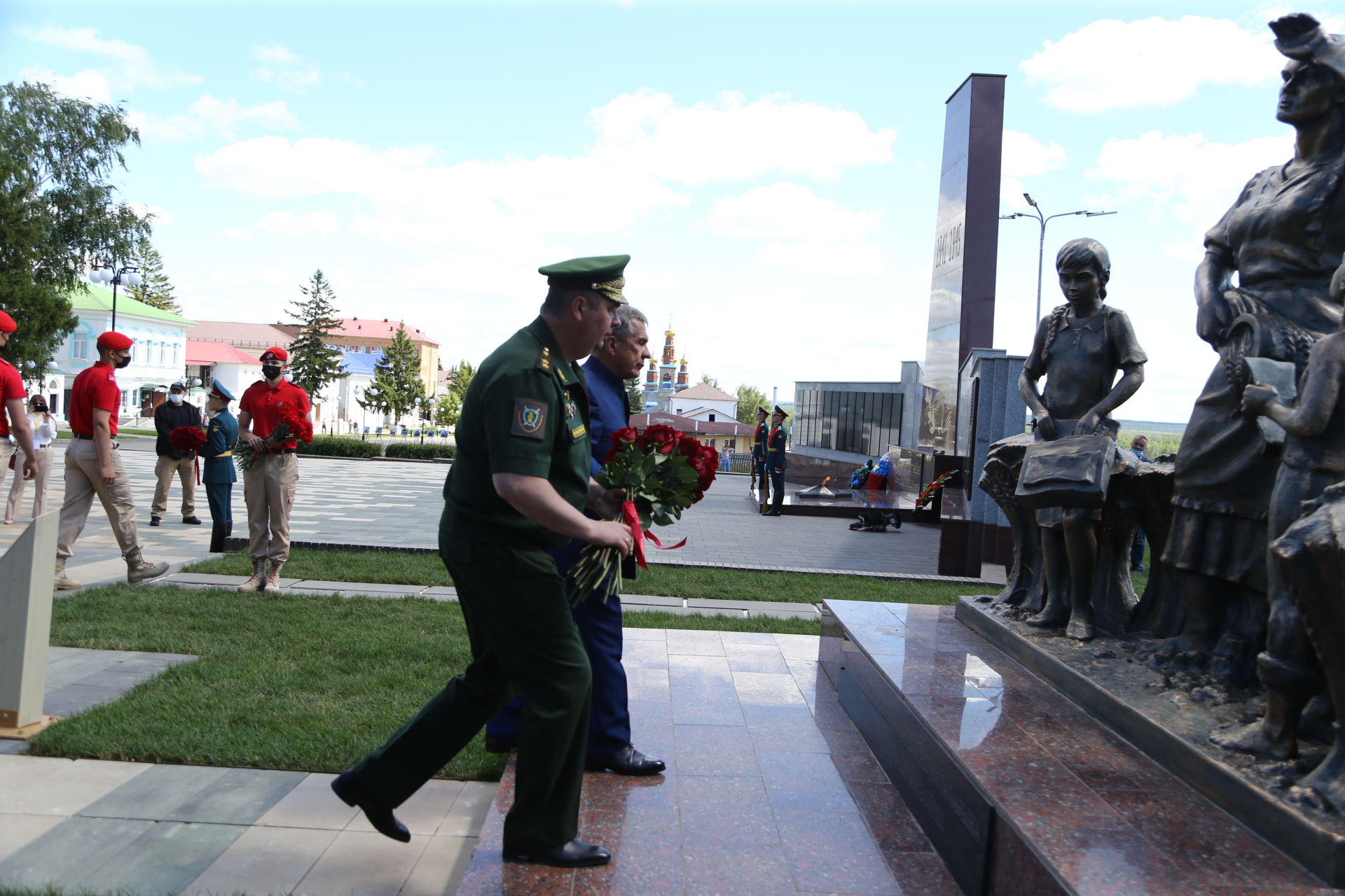 Торжественное открытие бюста военному прокурору Николаю Афанасьеву