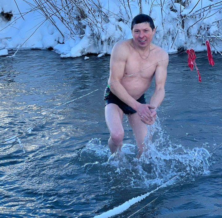 Житель села Шемяково искупался в речке в 20-градусный мороз
