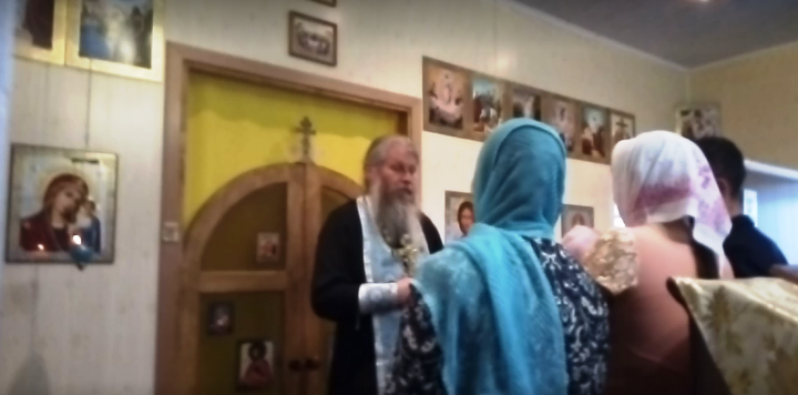 Православные жители Тавелей и окрестных сёл получили возможность отправлять религиозные обряды у себя в селе