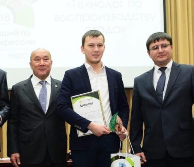 Азат Хасанов из Мамадыша стал "Лучшим по профессии" среди молодых работников АПК Татарстана