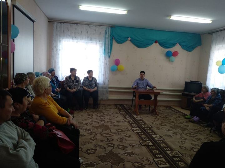 В социально-реабилитационном отделении центра "Забота" была организована встреча с духовенством