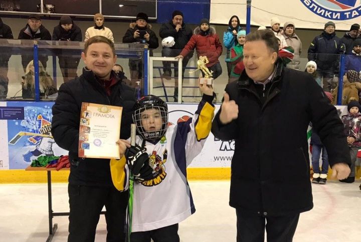Мамадышский юный хоккеист признан лучшим игроком турнира