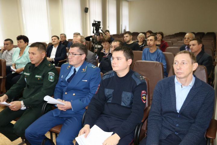 Помощник главы Мамадышского района по вопросам противодействия коррупции Олег Рылов: "Нужно сделать так, чтобы взяткодателей не любили так же, как и взяткополучателей"
