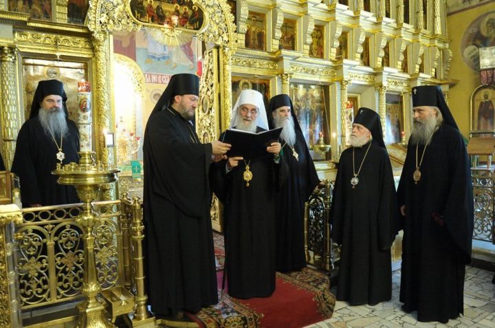 Эпатажного священника из Татарстана лишили духовного сана
