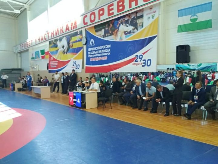 В Мамадышском районе проходит торжественная церемония открытия Всероссийского турнира по борьбе на поясах