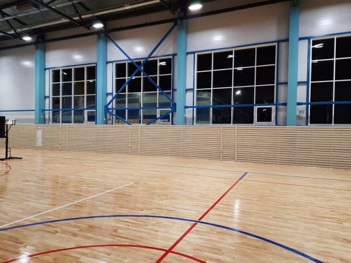 В Мамадыше новый универсальный спортзал получил заключение о соответствии