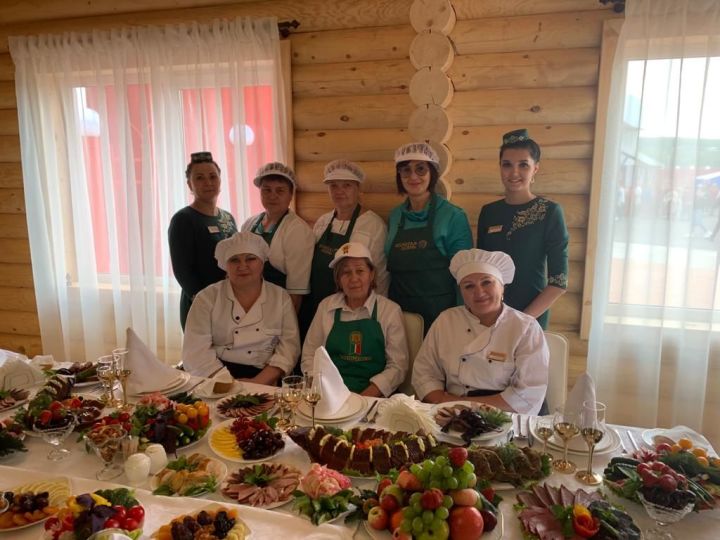 Мамадышцы накормили VIP-гостей на Сабантуе в Кемерово