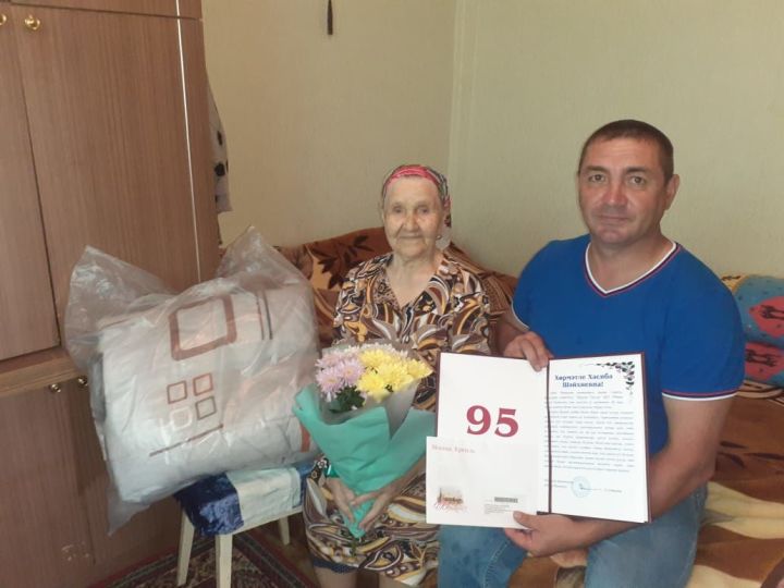Жительница села Нижняя Ошма отметила свой 95-летний юбилей