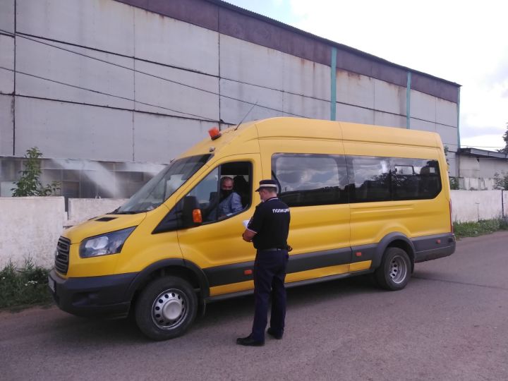 Автобусы под контролем: ГИБДД Мамадыша проводит проверку перевозок школьников