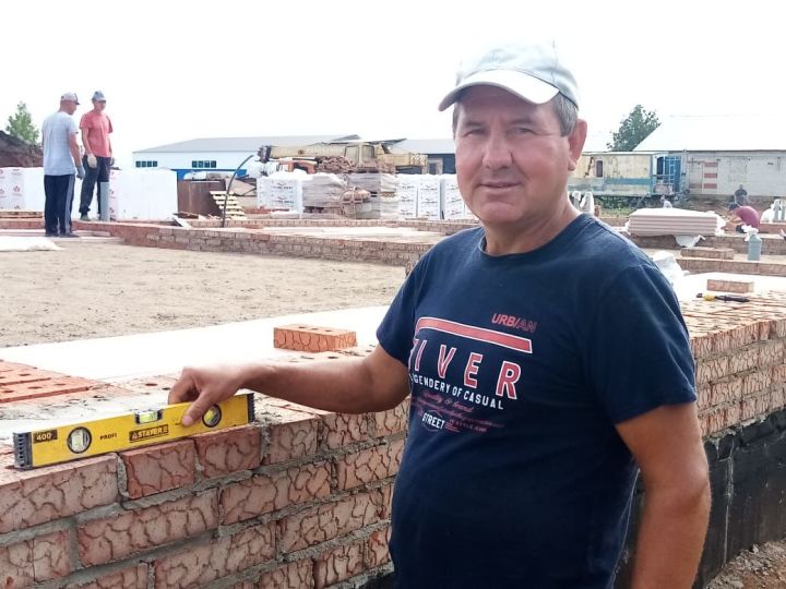 Баграм Садыков: ничуть не жалею о том, что выбрал профессию строителя