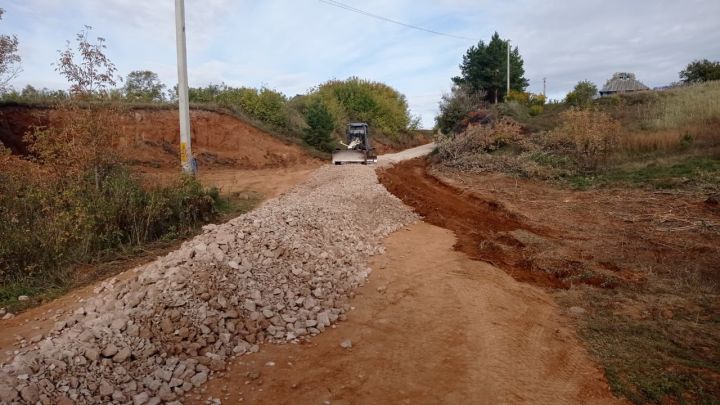 Более 2 миллионов рублей выделено на строительство новой дороги в Мамадышском районе