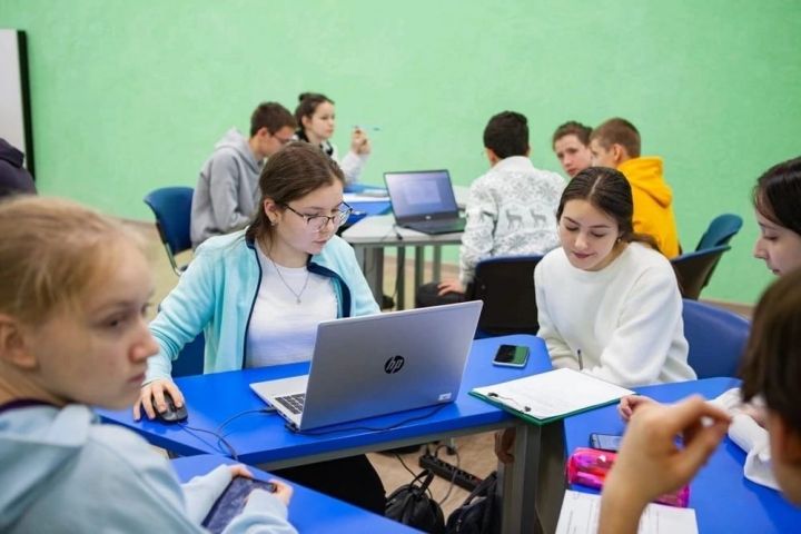 Мамадышские школьники представили проект по финансовой грамотности на межрегиональном конкурсе
