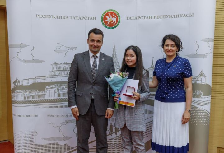 Мамадышской активистке вручили памятную медаль Президента России