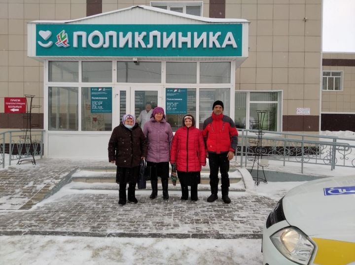 Более 100 сельских пенсионеров Мамадышского района доставили в районную больницу