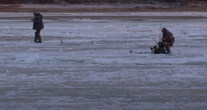 Мамадышцев предупреждают об опасности выхода на весенний лед на водоемах