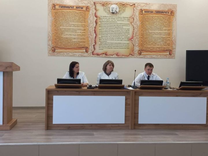 В Мамадышской ЦРБ прошло совещание медработников врачебных амбулаторий и фельдшерско-акушерских пунктов района