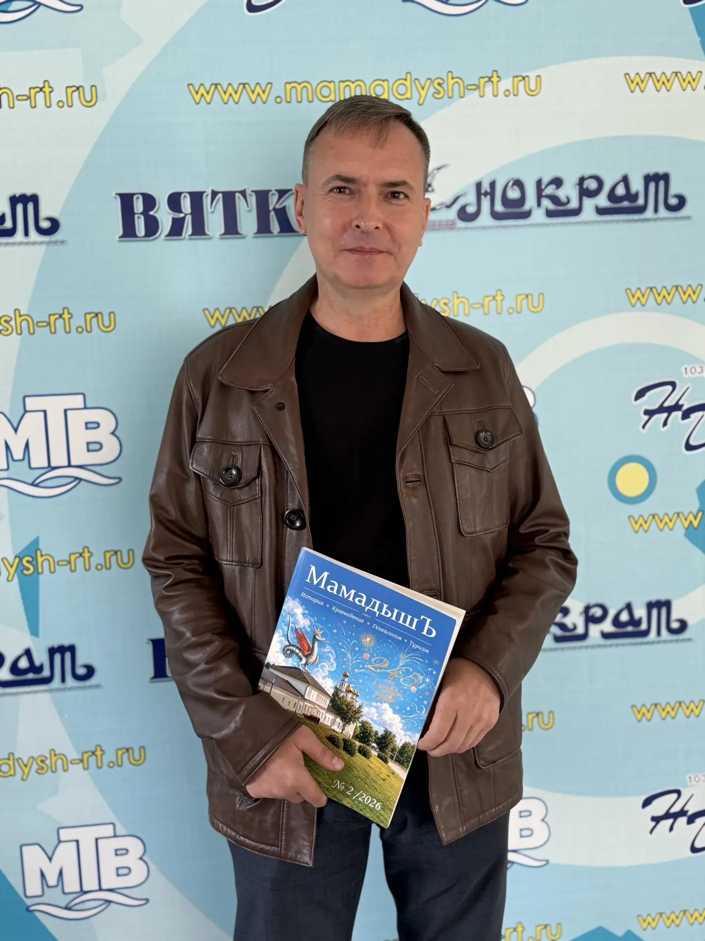 С Евгением Владимировичем Потеряхиным подвели итоги выхода второго номера альманаха «МамадышЪ» и заглянули в творческие планы