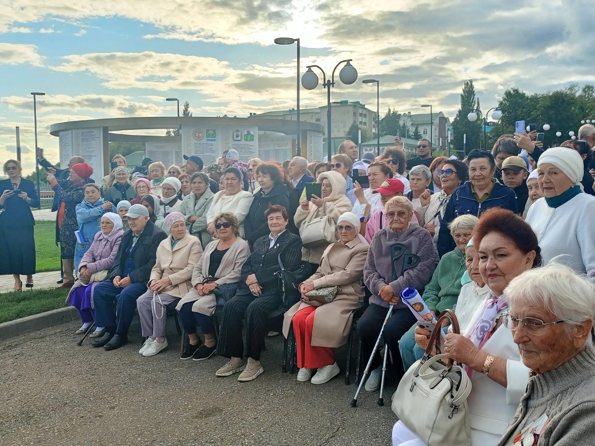 В день празднования 245-летия города Мамадыш в его историческом центре на улице Советской была торжественно открыта Аллея Славы