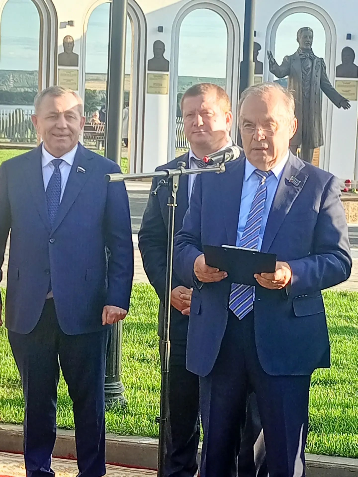 В день празднования 245-летия города Мамадыш в его историческом центре на улице Советской была торжественно открыта Аллея Славы