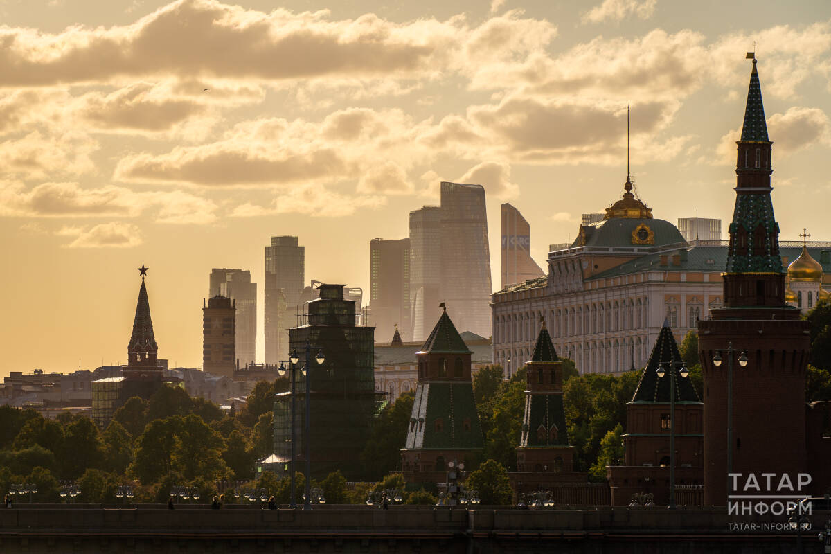 Москва начнёт неделю с сухой и тёплой погоды