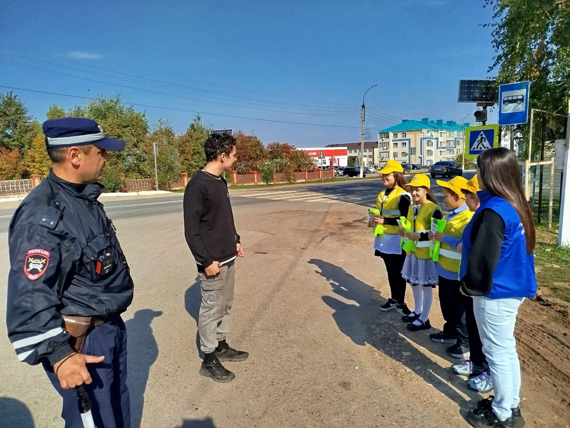 Юидовцы и автоинспекторы призвали водителей Мамадышского района к внимательности
