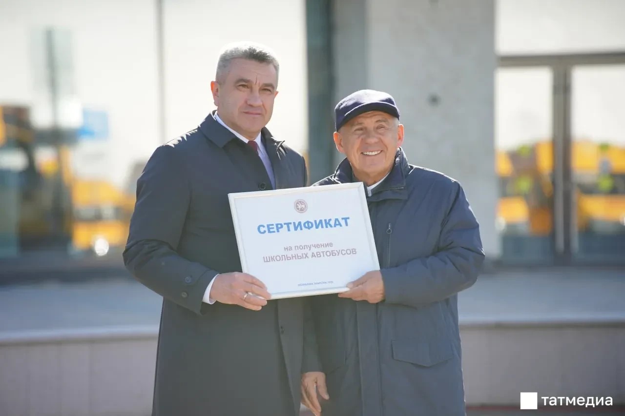 Автопарк системы образования включает 901 автобус.