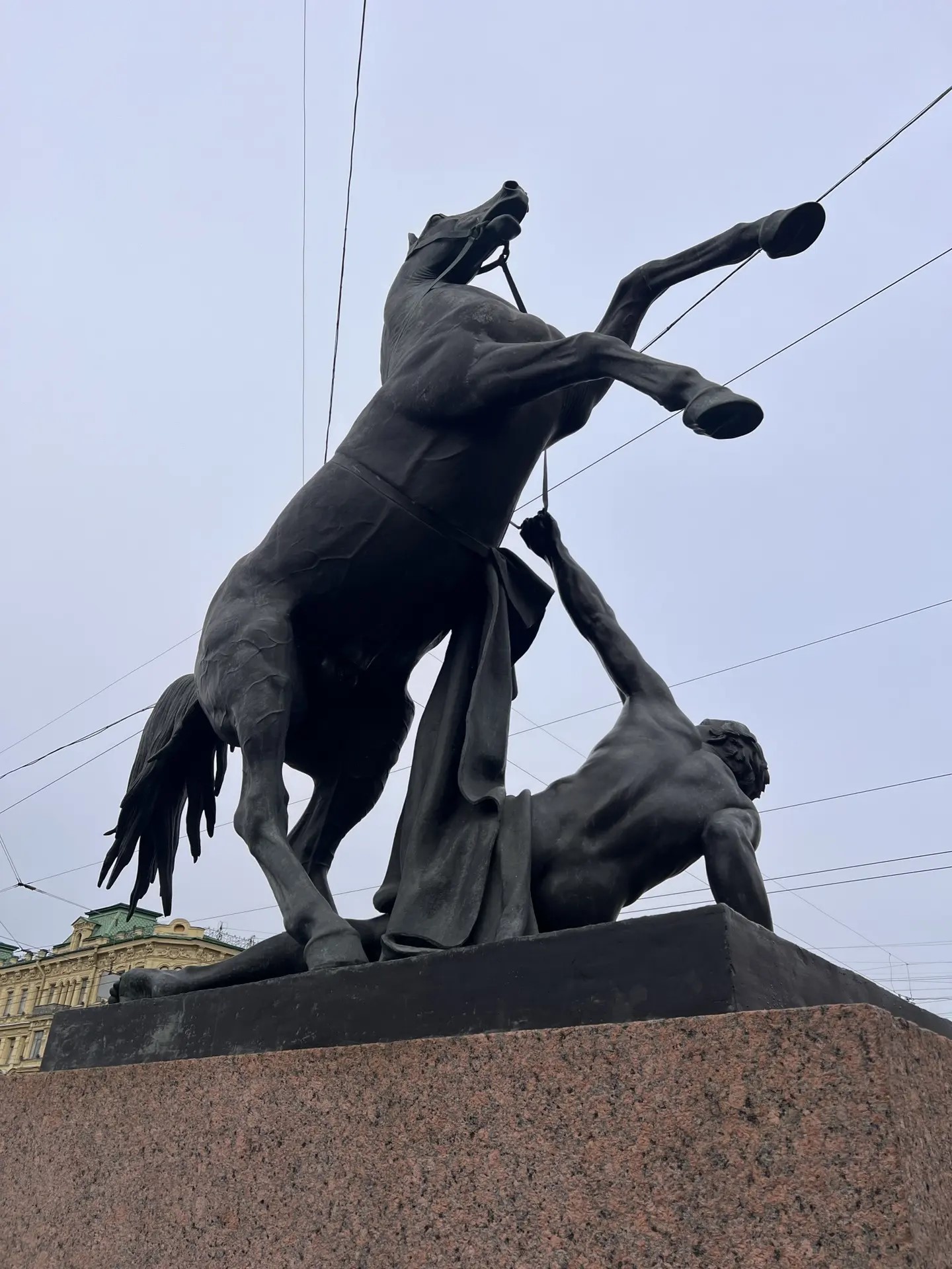 Ведущие проекта «Алда авыл – артта шәһәр» совершили поездку в Санкт-Петербург