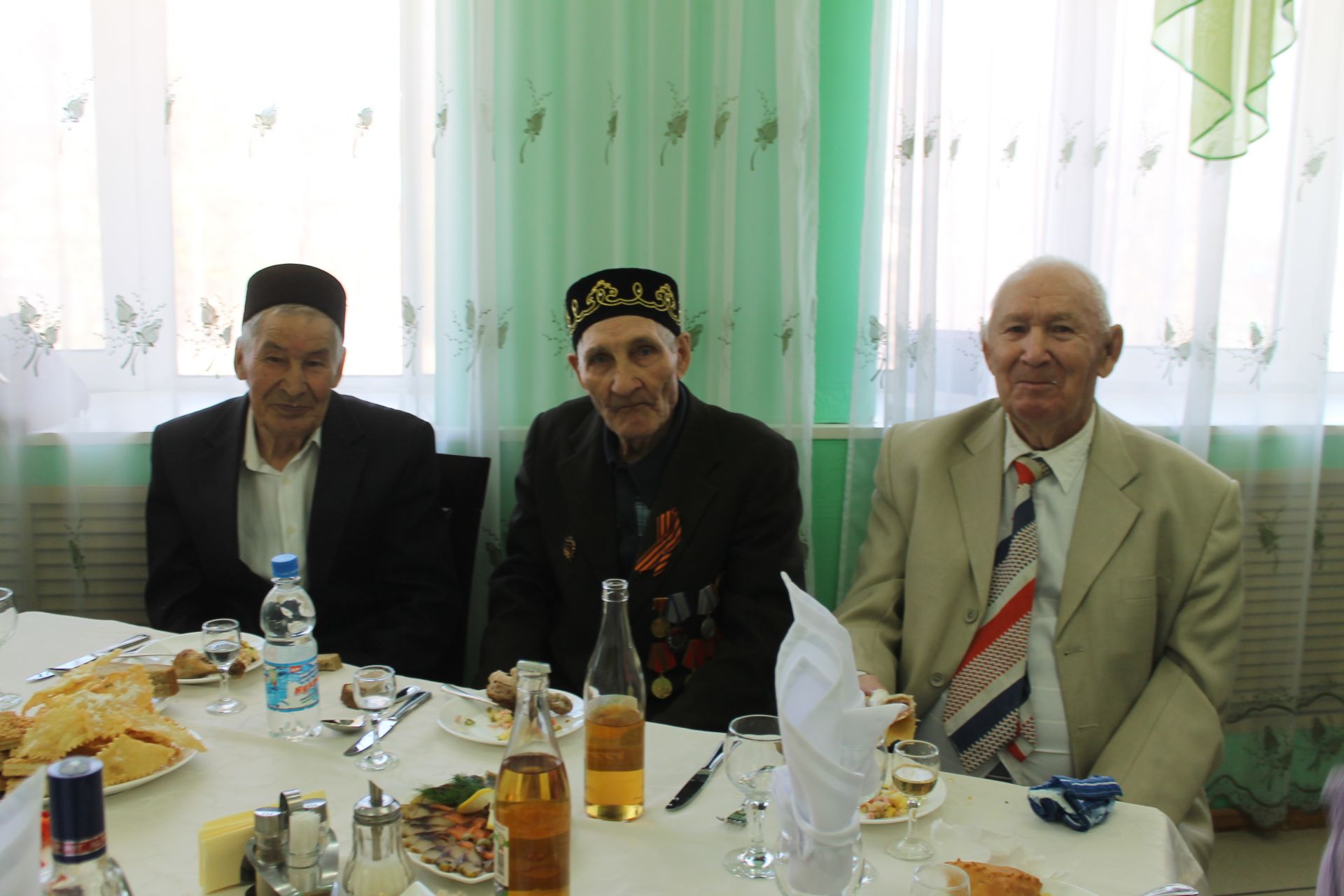 Ветеранам Мамадышского района ко Дню Победы организовали праздничный обед