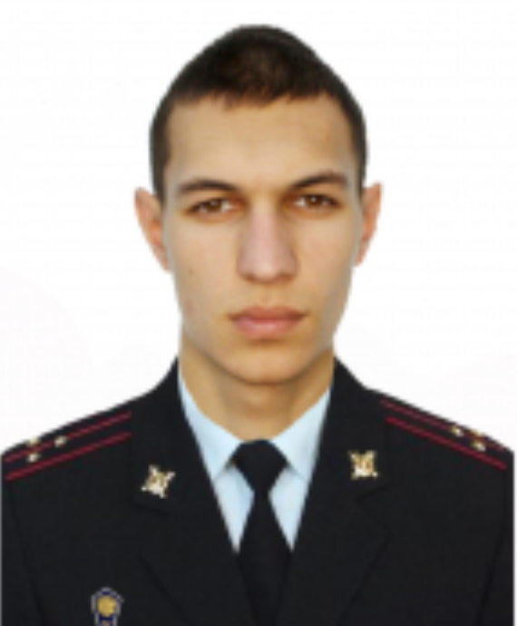 Старший лейтенант полиции Тимур Балякин служит в органах внутренних дел с сентября 2022 года, в должности участкового — с декабря 2022 года.