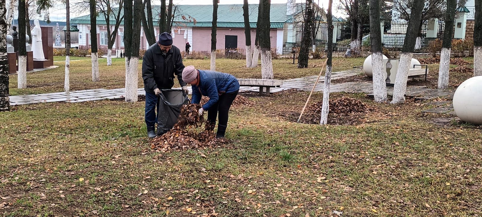 Сегодня в Мамадыше проходит общегородской субботник