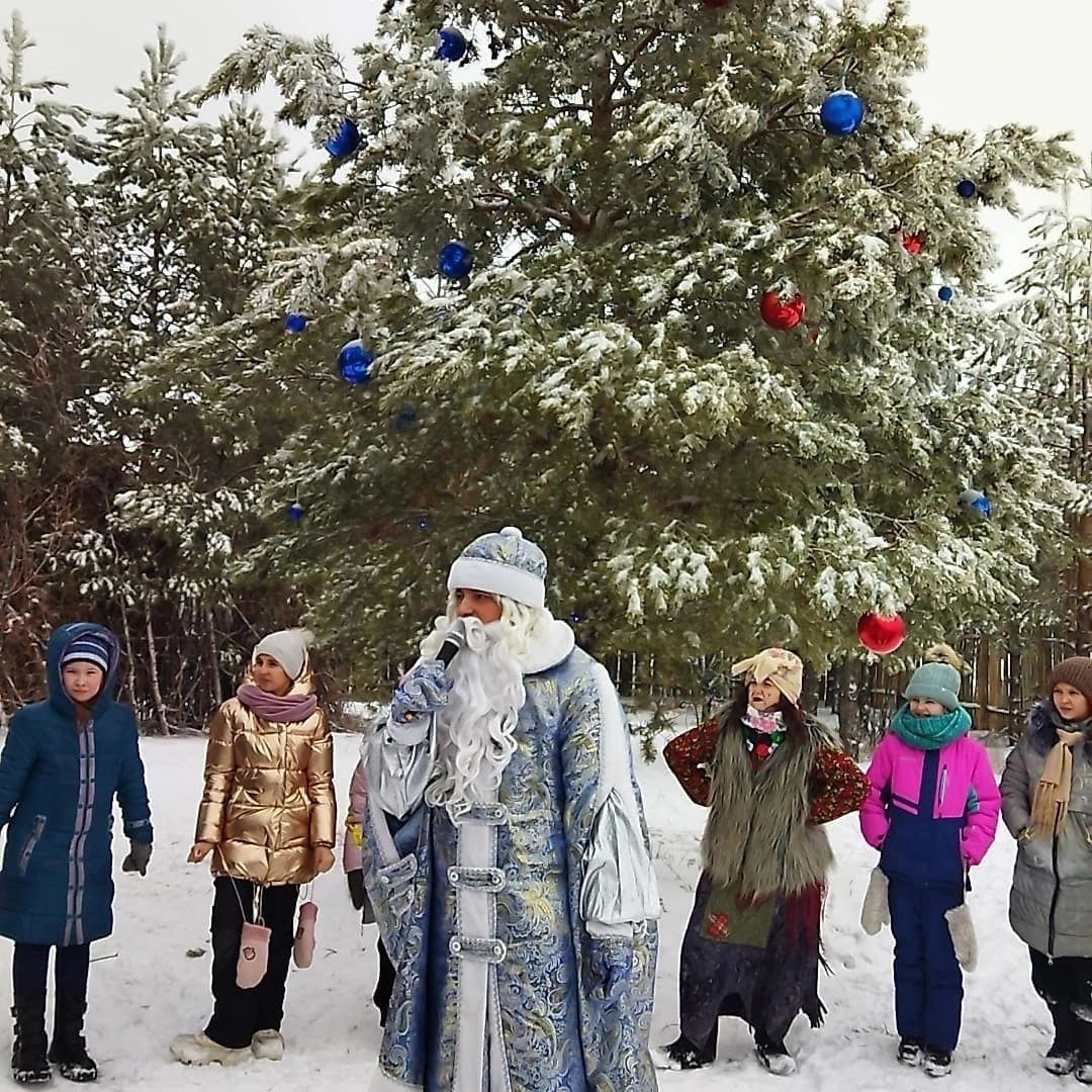 Сказочное представление на каникулы подготовили на мамадышском ипподроме