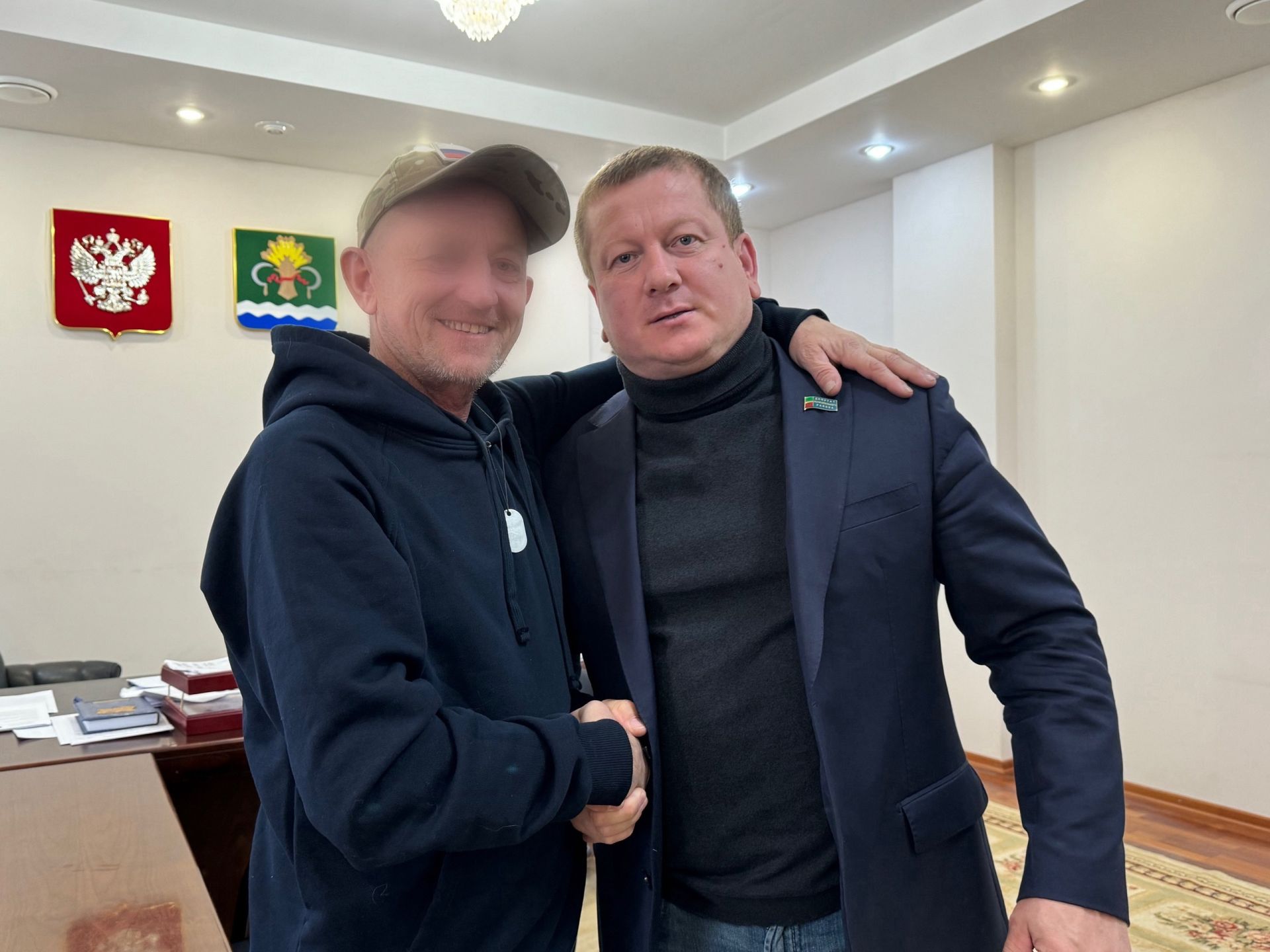 Глава Мамадышского района продолжает встречаться с бойцами СВО