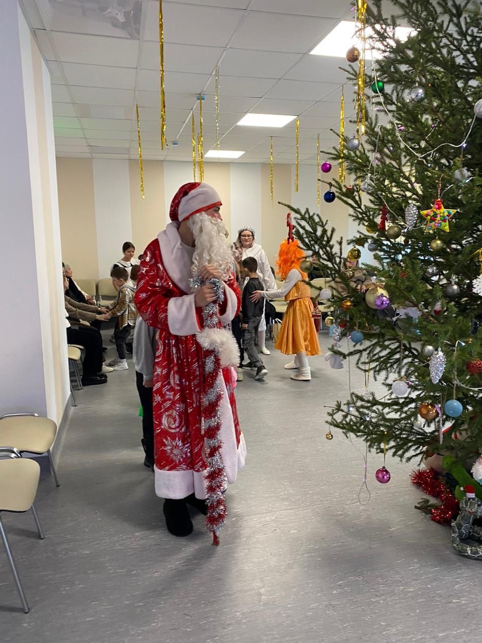 Новогодний праздник для детей участников СВО состоялся в центре образования