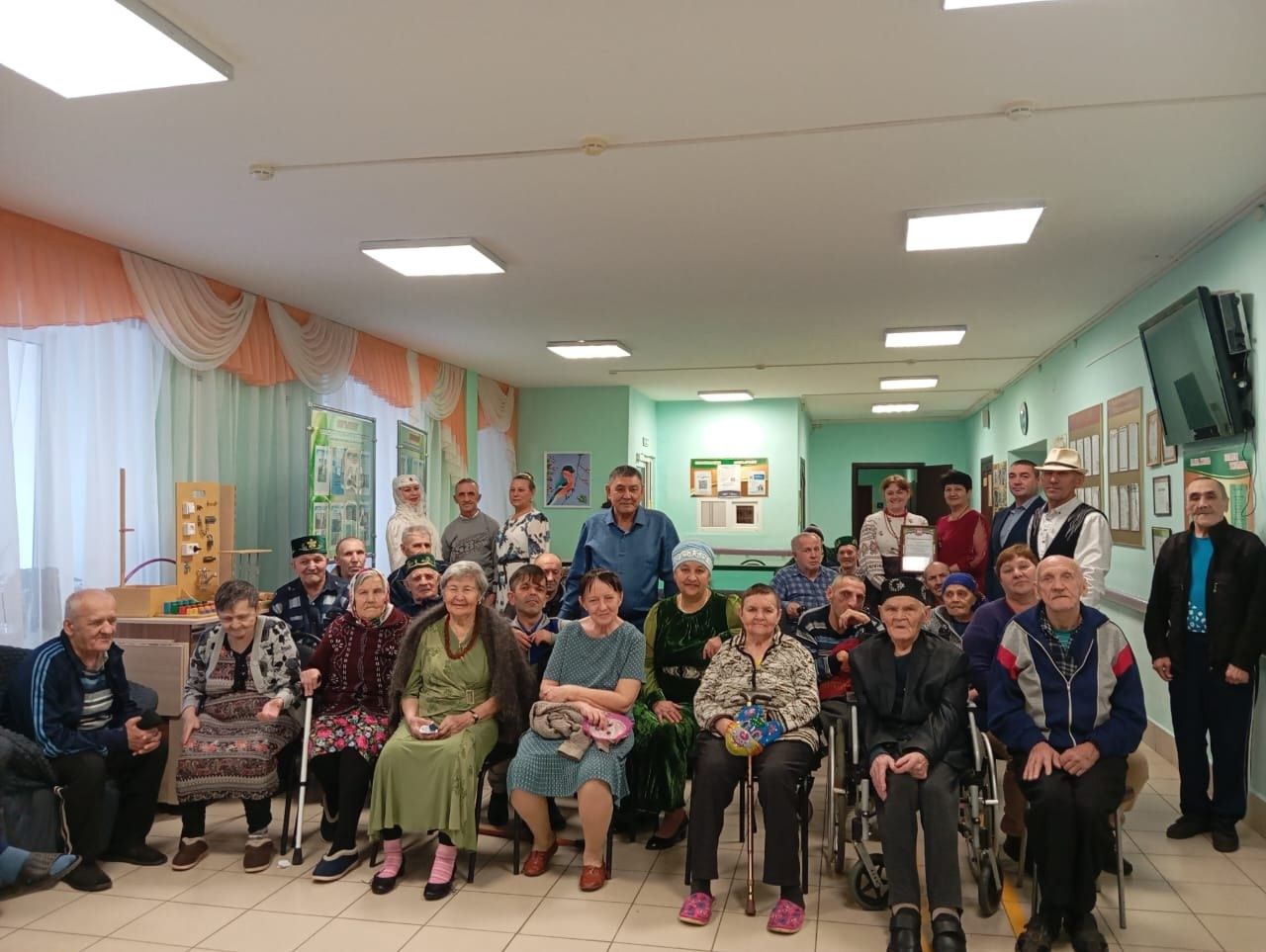 Творчкский коллектив «Дари добро» выступил для подопечных Мамадышского дома-интерната