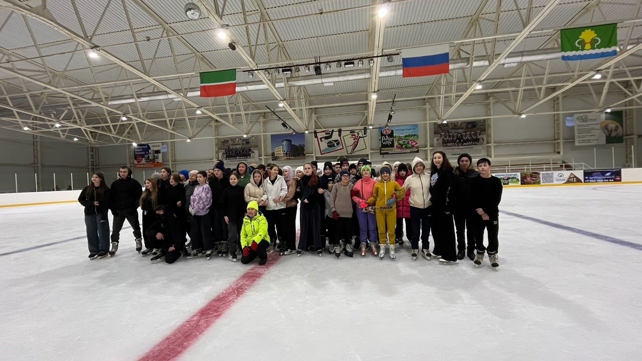 В ледовом дворце «Олимп» организовали свободное катание