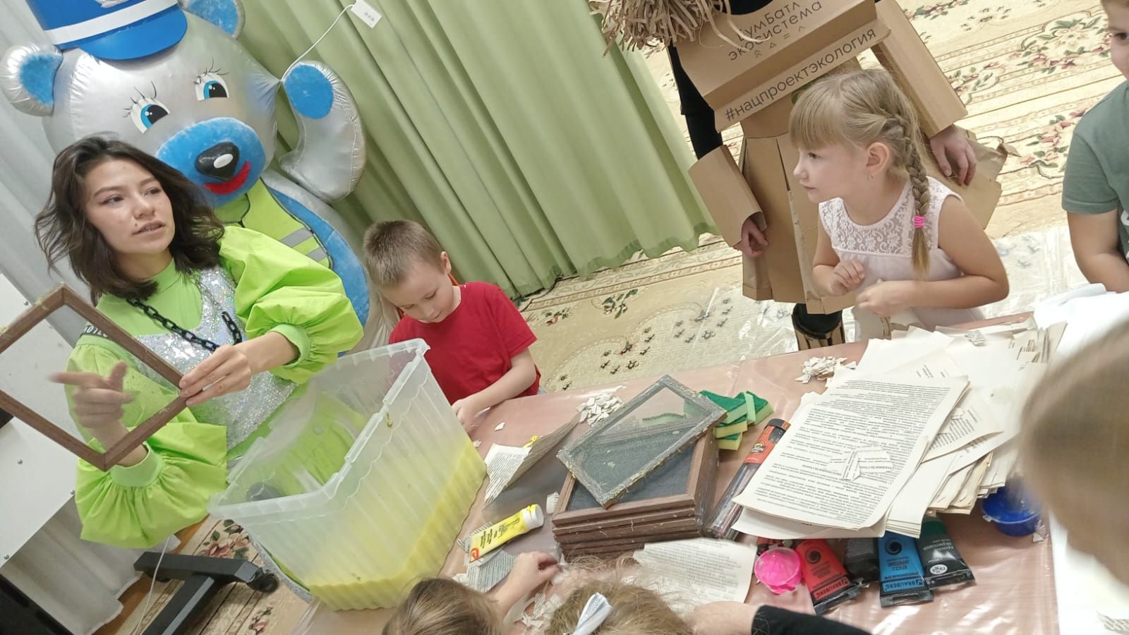 В детском саду «Бэлэкэч» состоялся «Бумажный праздник»