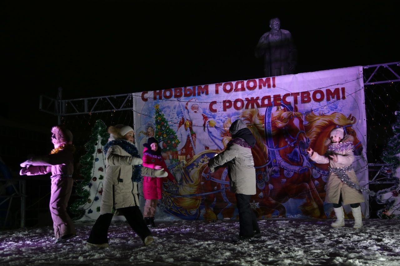 На центральной площади Мамадыша прошло праздничное мероприятие