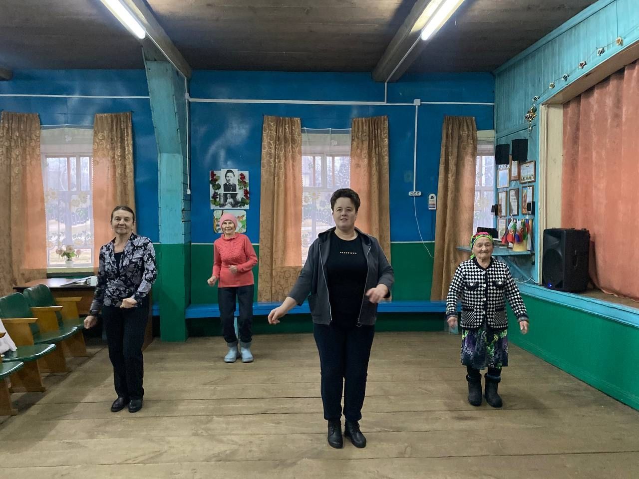 В Мамадышском районе старшее поколение осваивает линейные танцы