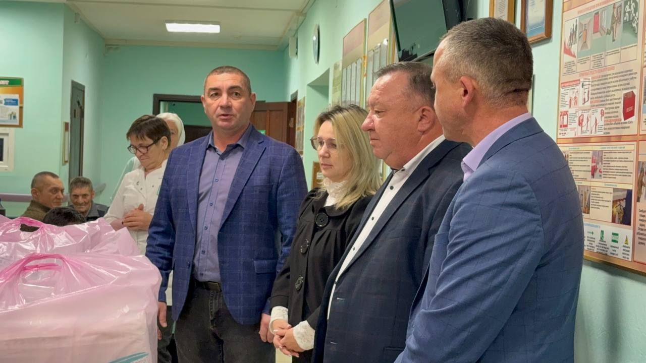 Депутат Госсовета РТ оказал помощь Мамадышскому дому престарелых
