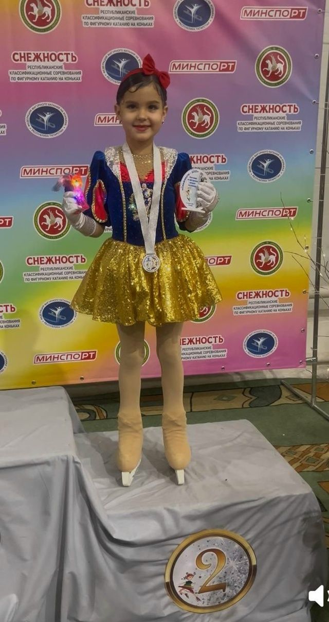 Юные фигуристки Мамадыша выступили на республиканском фестивале «Снежность-2025»