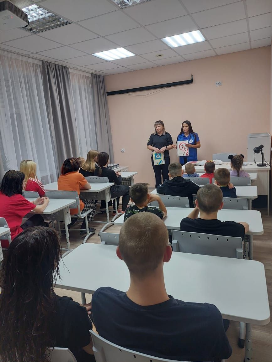 В приюте «Надежда» прошла беседа о важности безопасности на дорогах