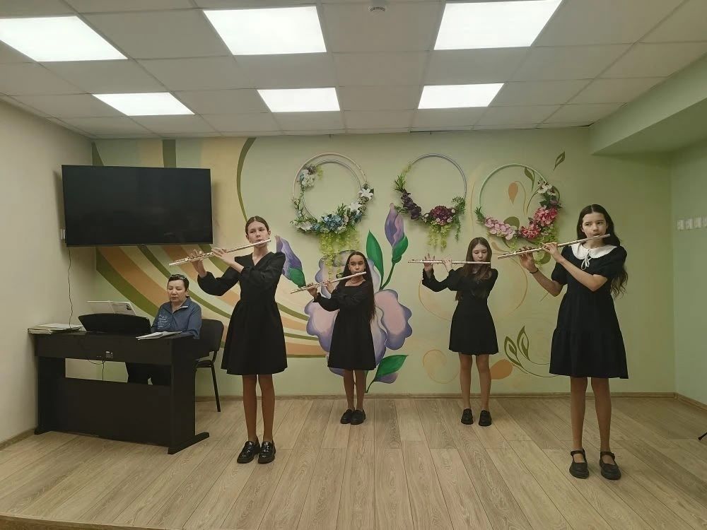 В Мамадыше состоялся новогодний концерт юных духовиков «Вместе весело играть»