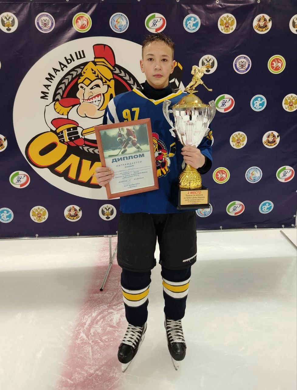 «Олимп» из Мамадыша завоевал Кубок Деда Мороза