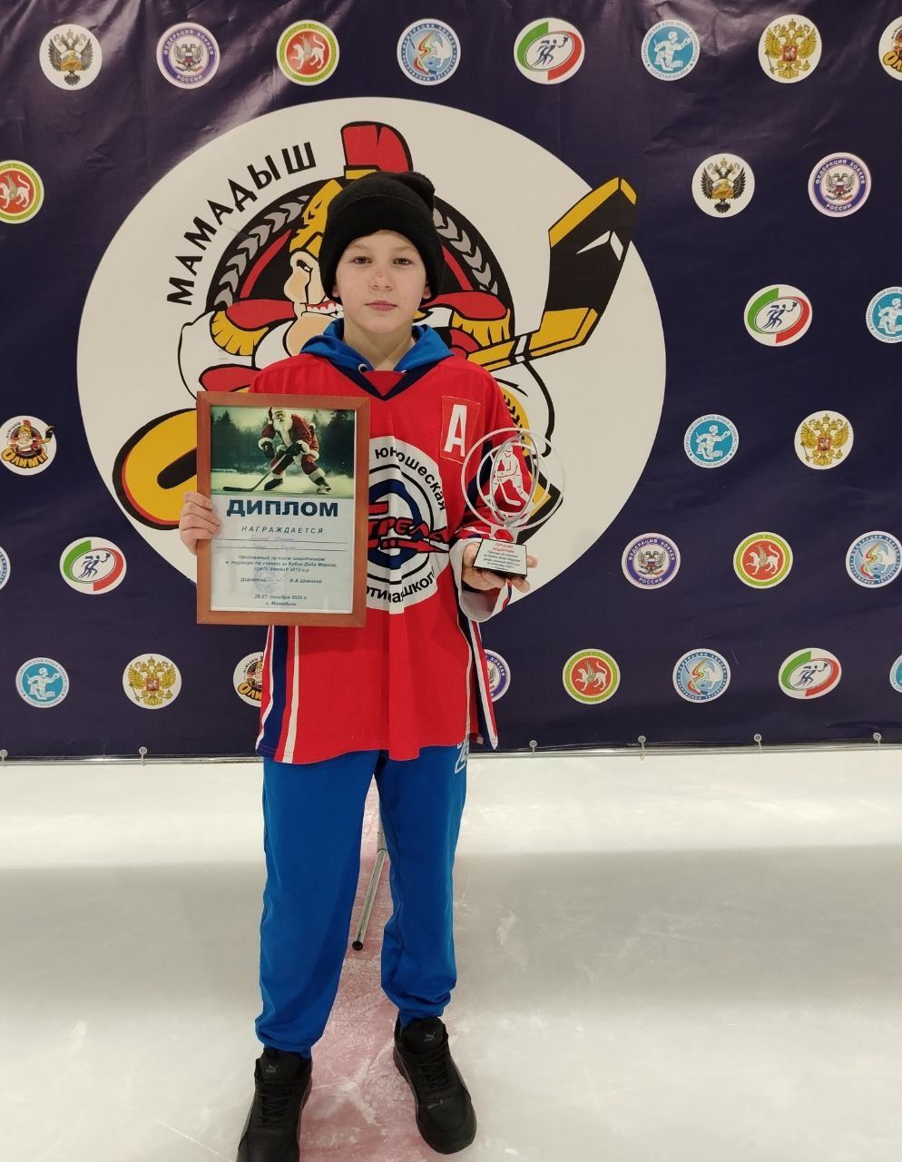 «Олимп» из Мамадыша завоевал Кубок Деда Мороза