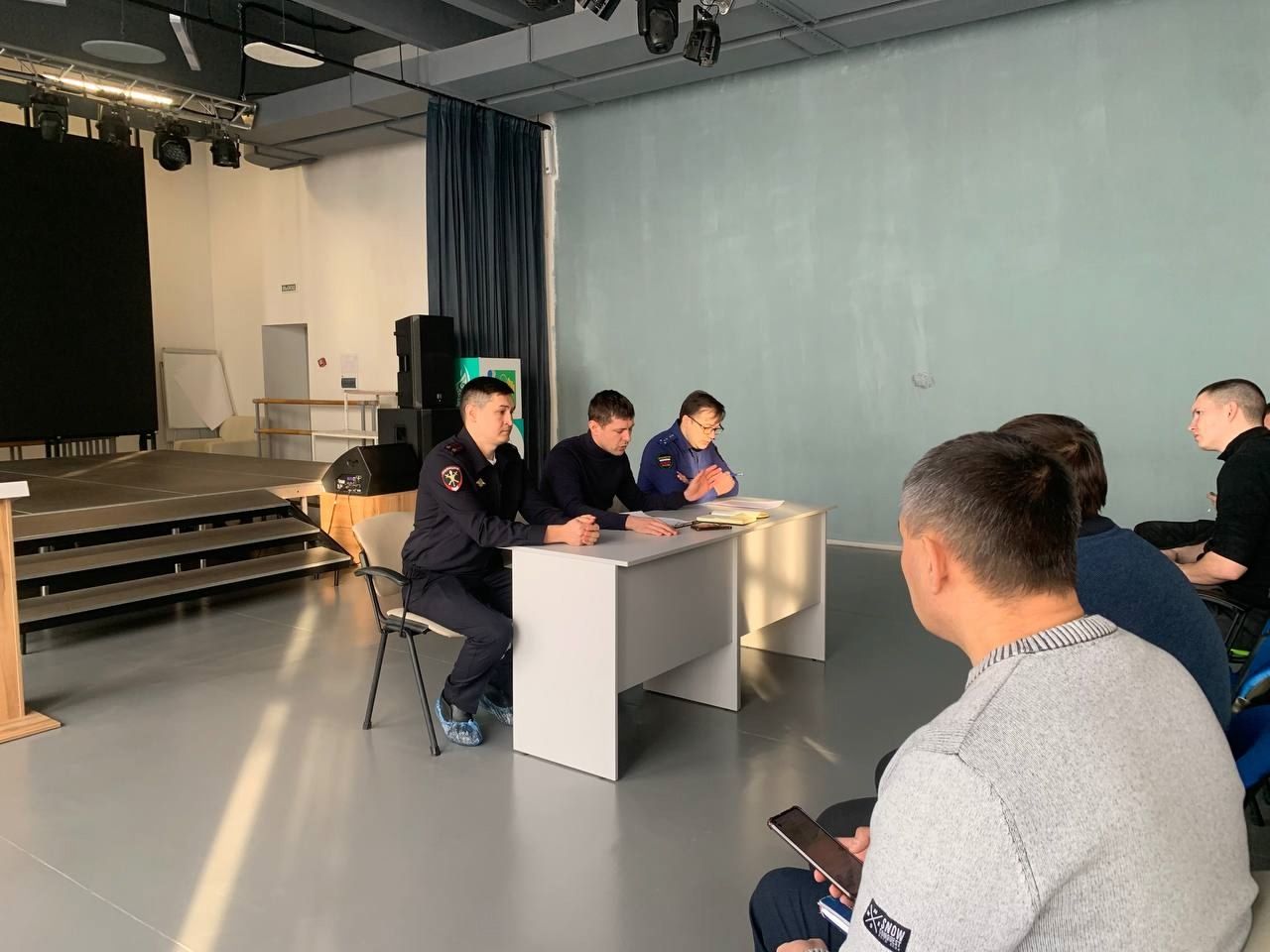 В Мамадыше состоялась встреча по вопросам безопасности детей и подростков