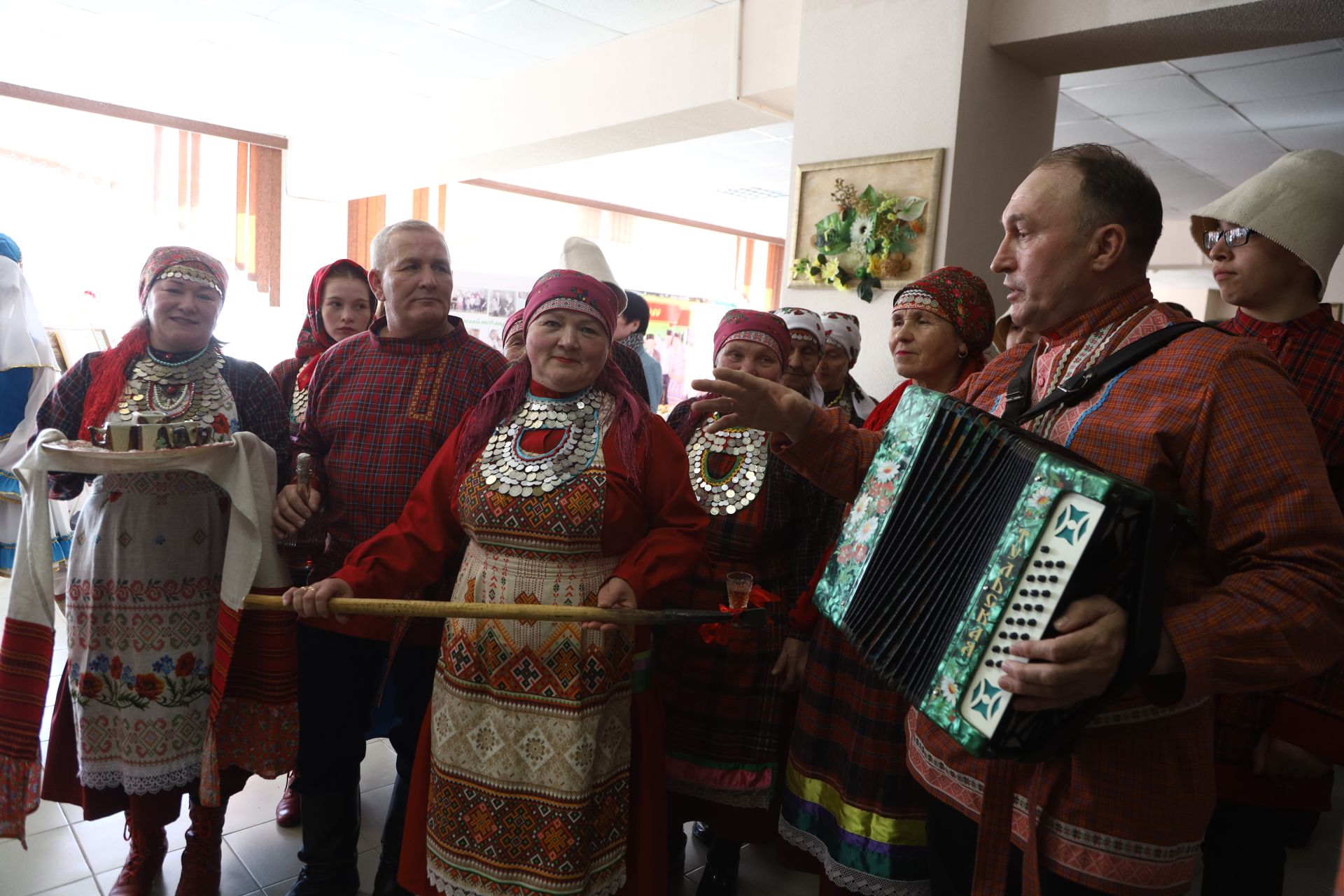 Семья Никитиных заняла первое место в зональном туре фестиваля родословной