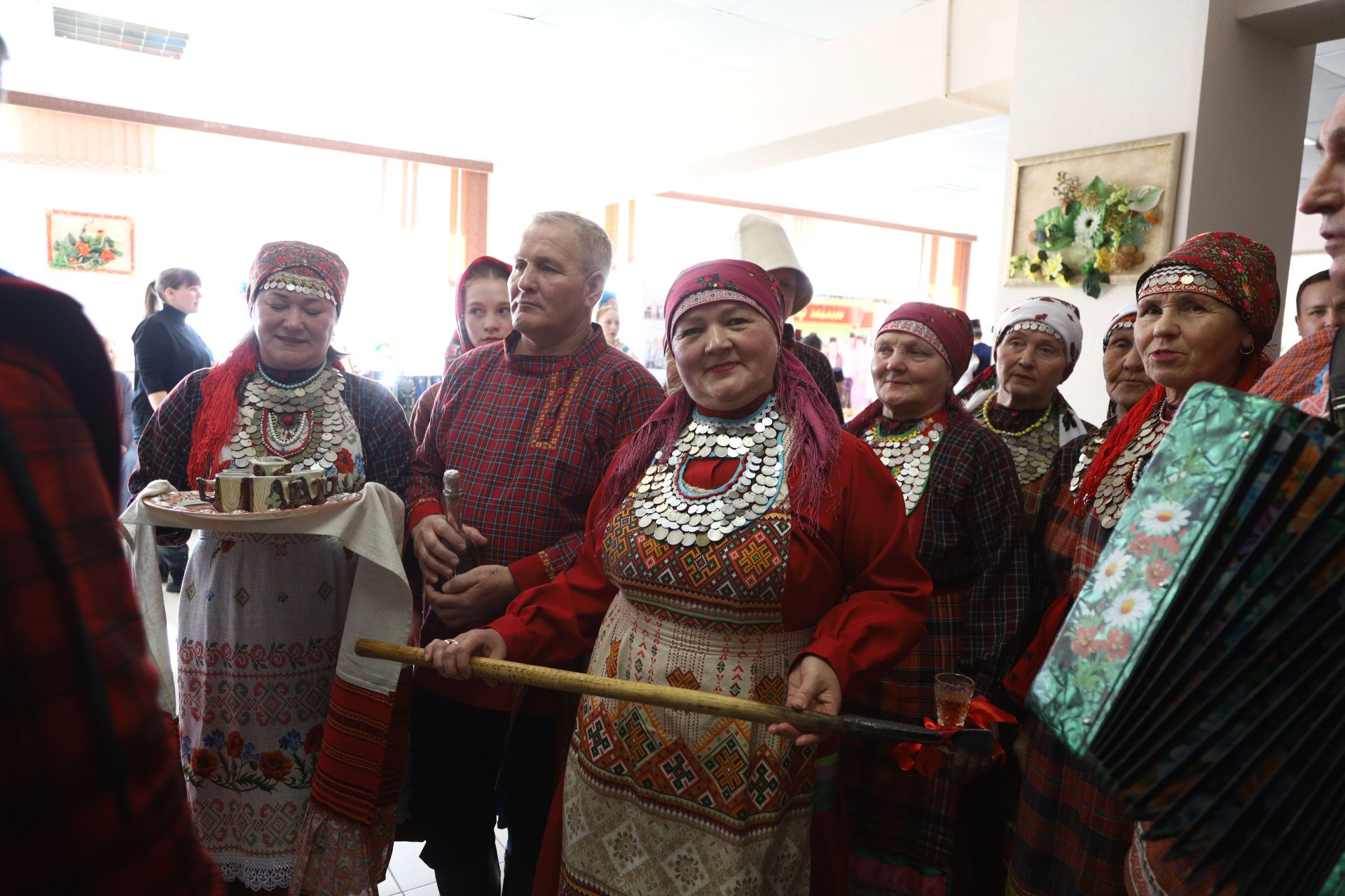 Семья Никитиных заняла первое место в зональном туре фестиваля родословной