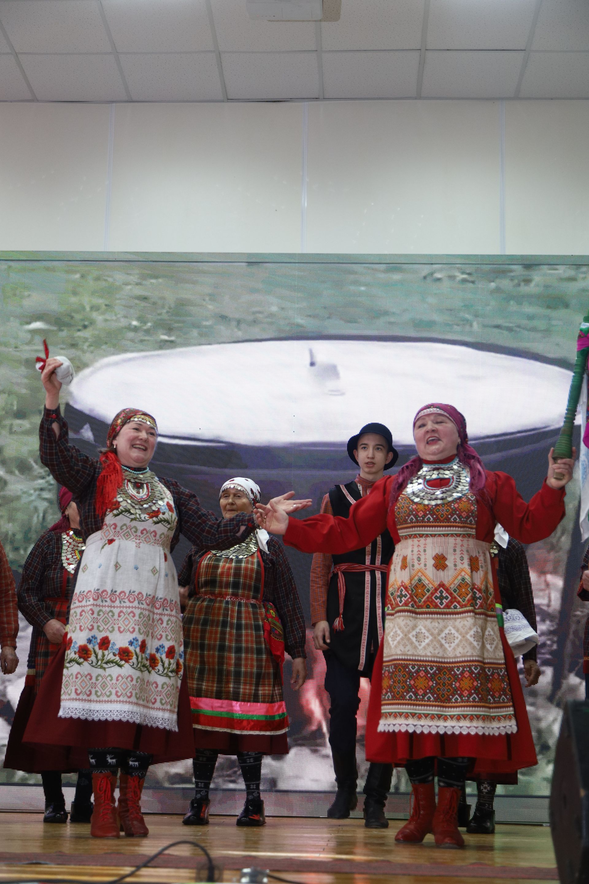 Семья Никитиных заняла первое место в зональном туре фестиваля родословной